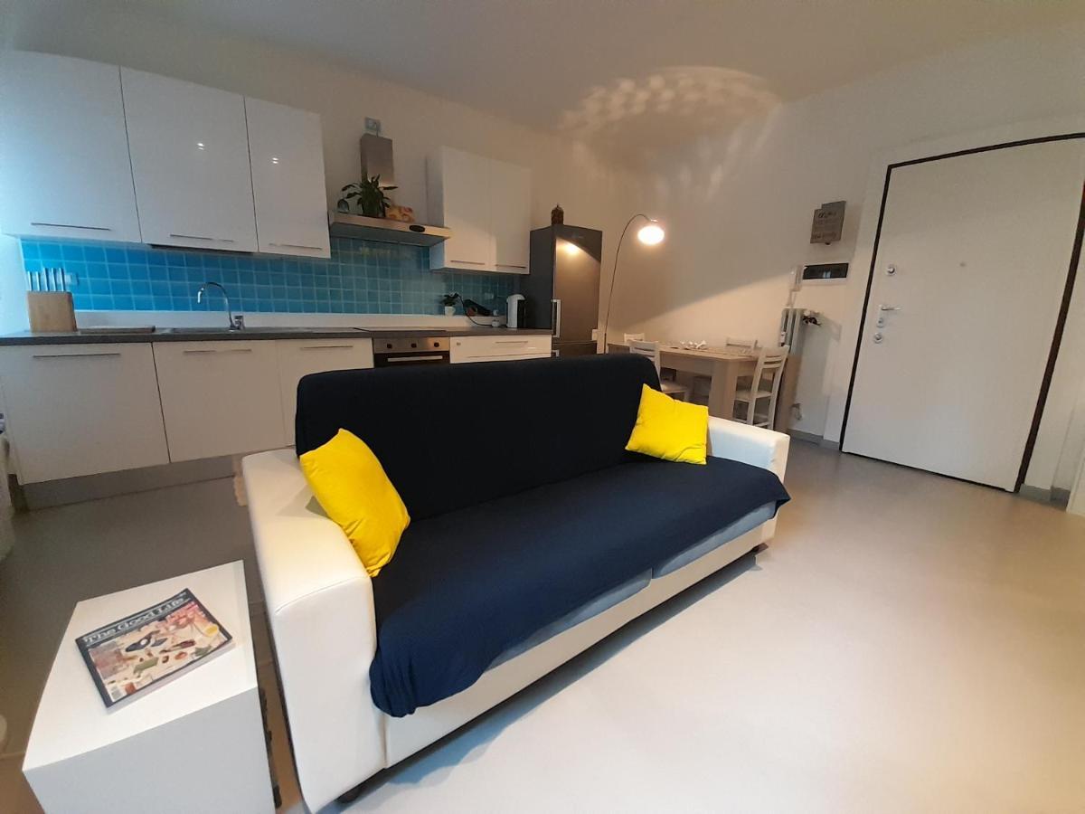 Marche Apartamento Milão Exterior foto