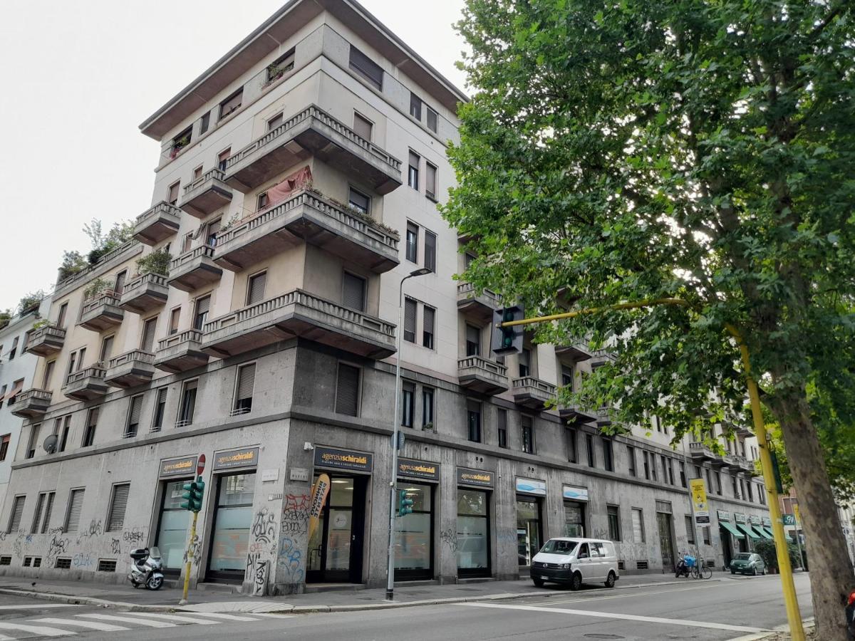 Marche Apartamento Milão Exterior foto
